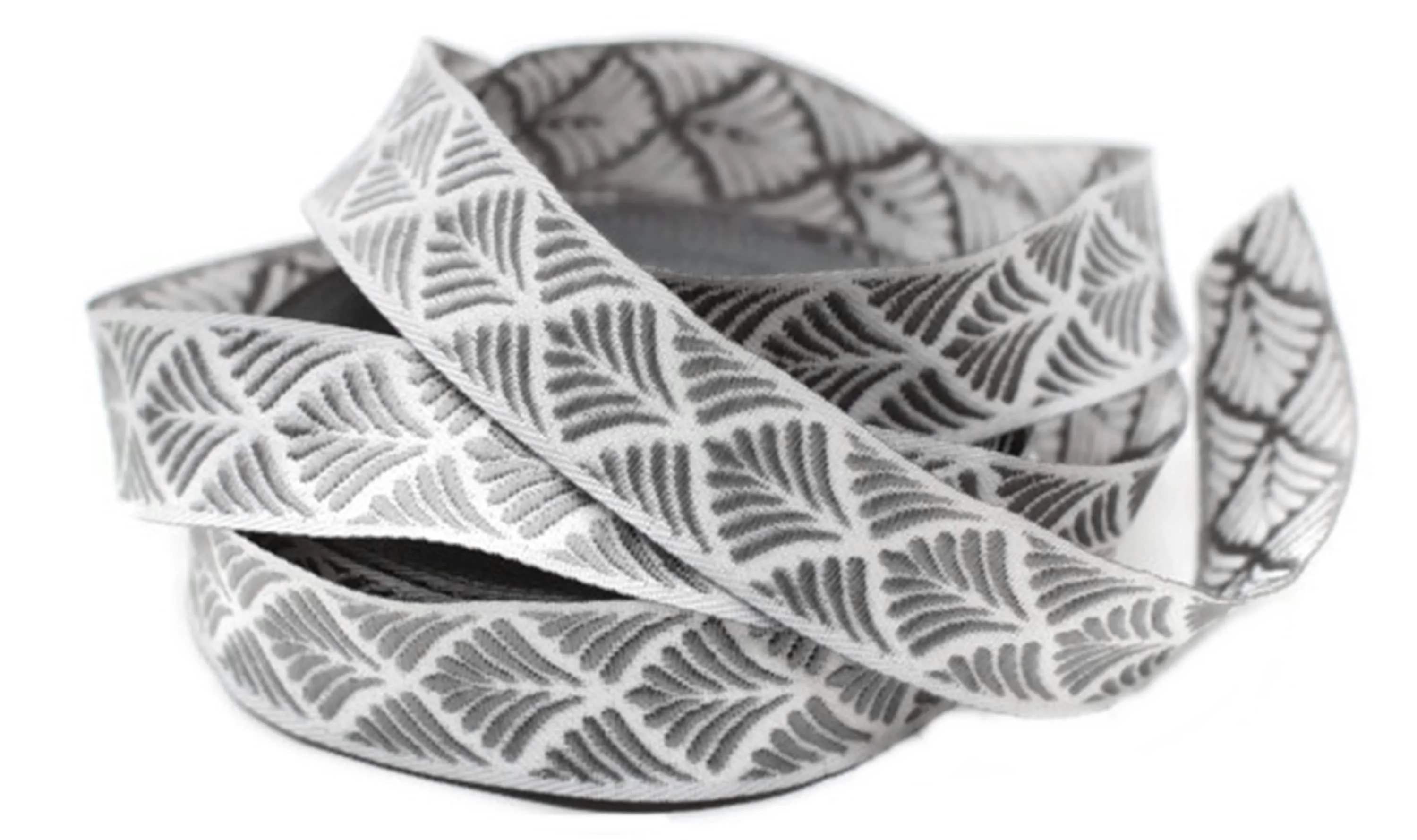 20 mm Gray Seashell 0.78 (inch) | SeaShell Ribbon | Embroidered Woven Seashell Ribbon | Jacquard Ribbon | 20 mm Wide | 20273