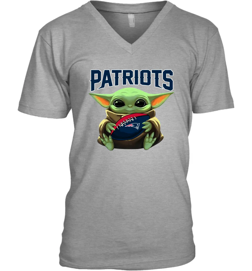 Baby Yoda Loves The New England Patriots Star Wars Baby Yoda Hugs Patriots NFL Mens V-Neck T-Shirt