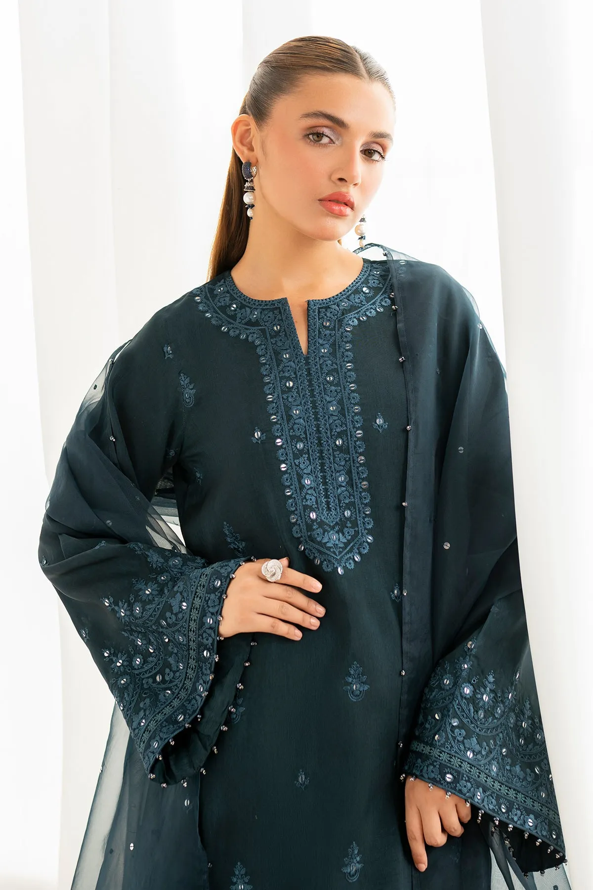 EMBROIDERED SILK UF-696