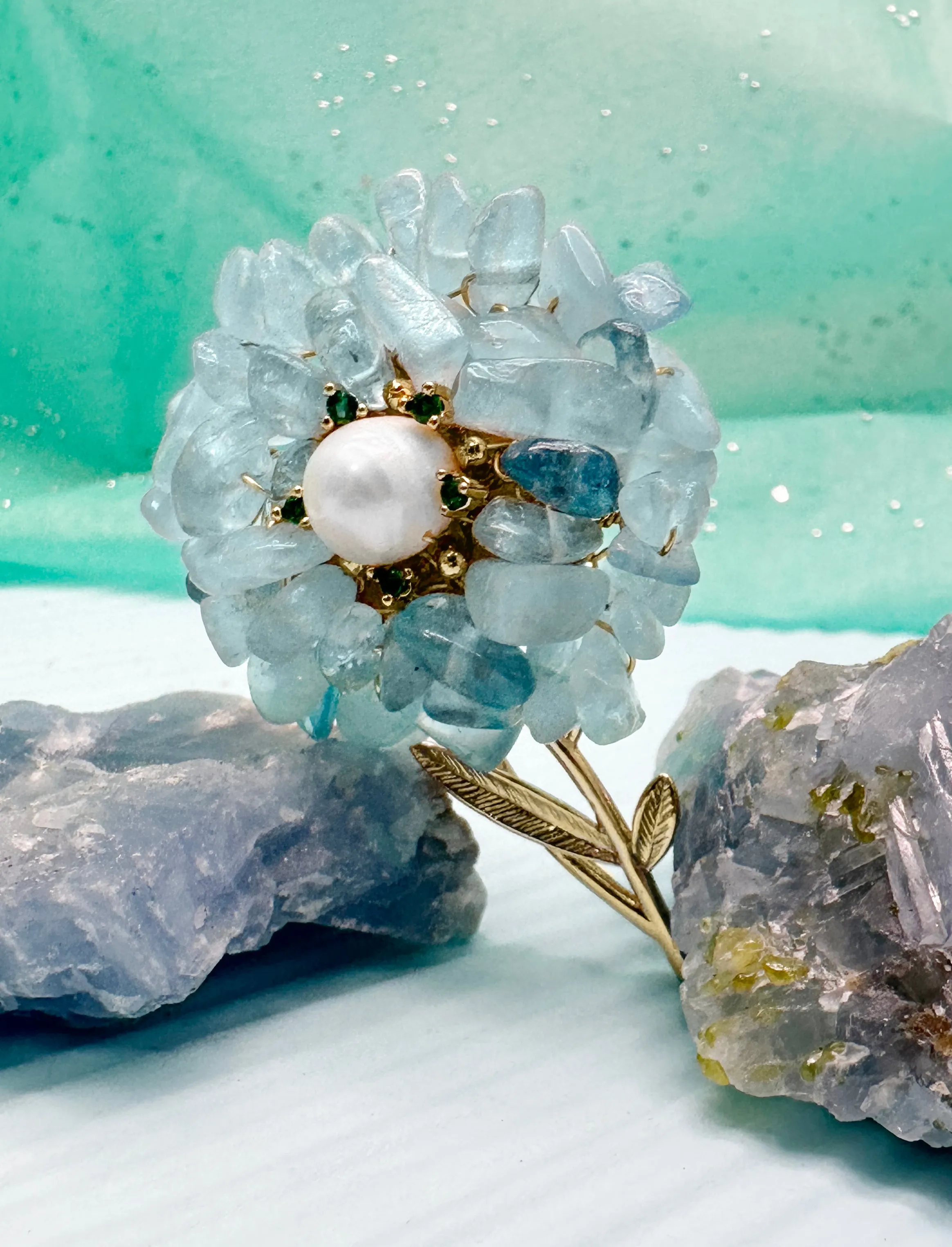 Handcrafted Flower Shape Natural Aquamarine Brooch LP003