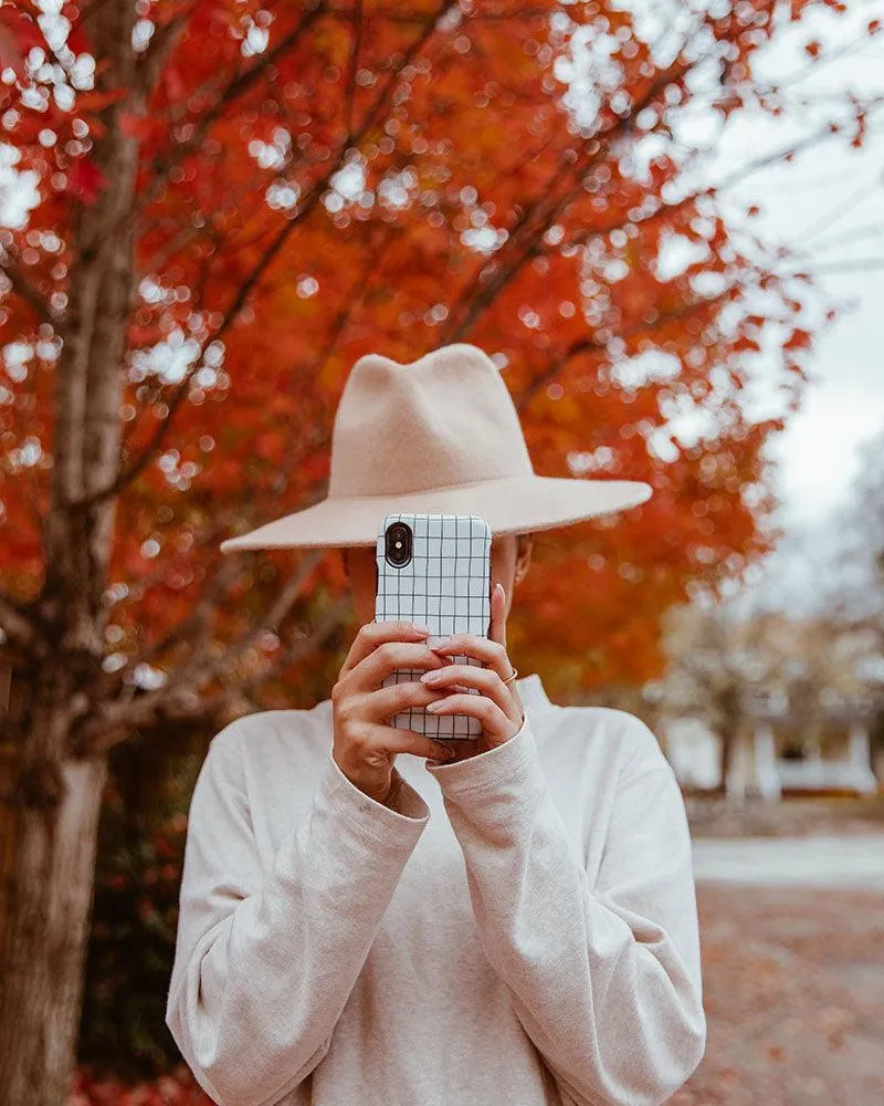 Off the Grid | White & Black Lined Case