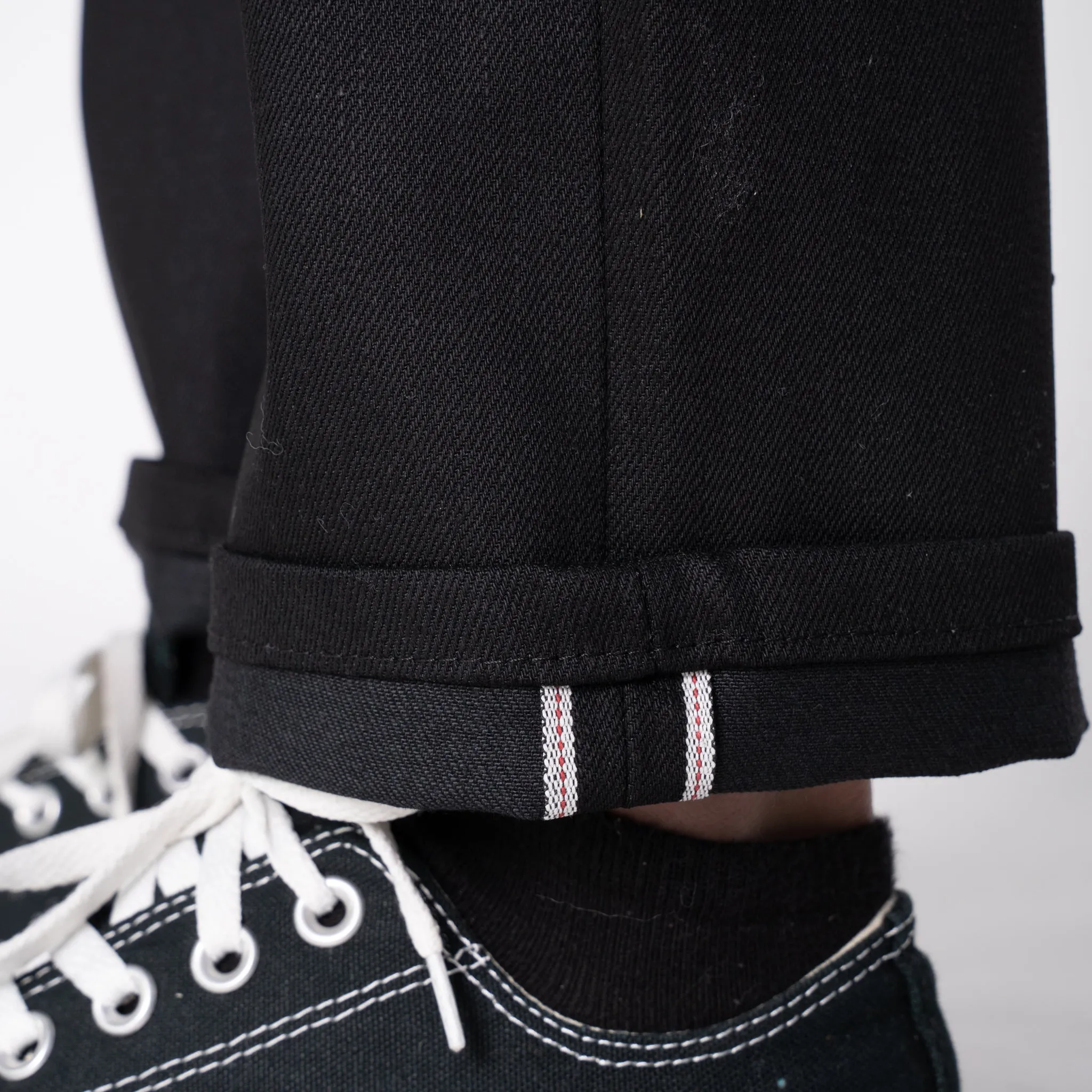 The Classic - Black Cobra Stretch Selvedge